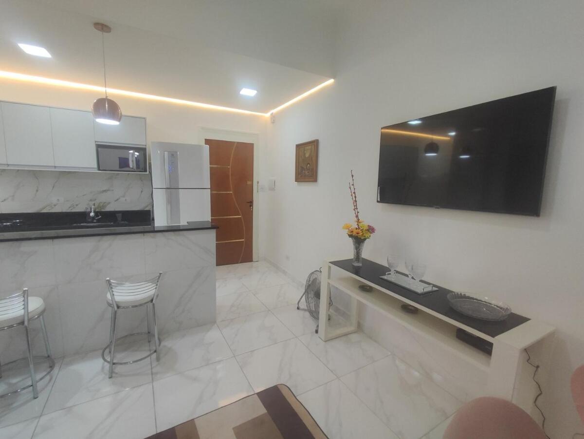 5 Min Metro Republica Apartment